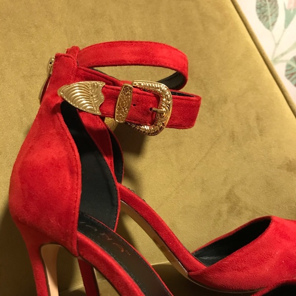 Shoes - ♥️Red western stilettos